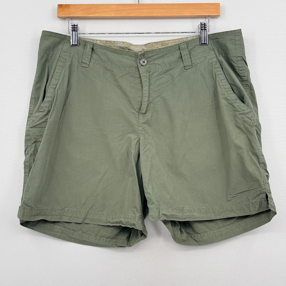 Columbia Cargo Shorts Women 12 Green Khaki Gorpcore Hiking Outdoor Utility